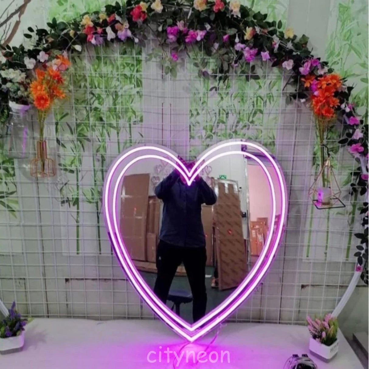 Selfie Heart LED Neon Mirror - CityNeon