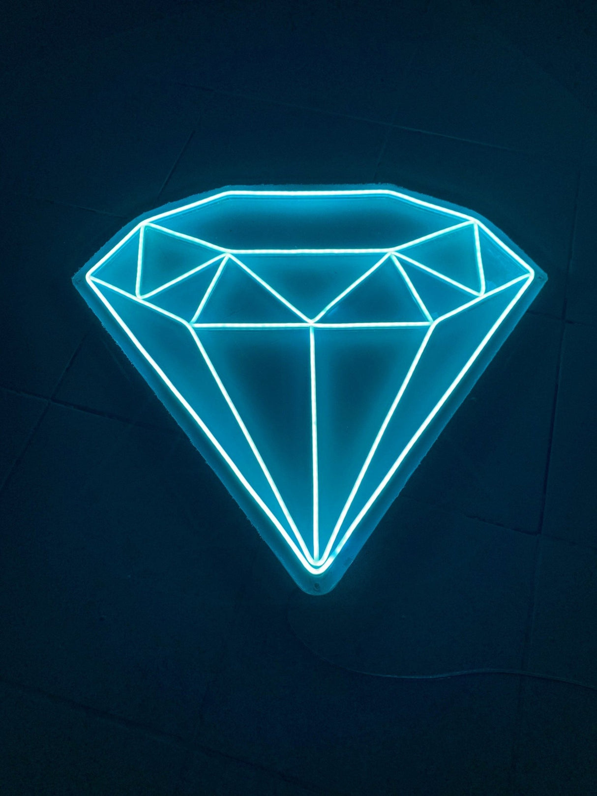 Diamond Neon Sign - CityNeon