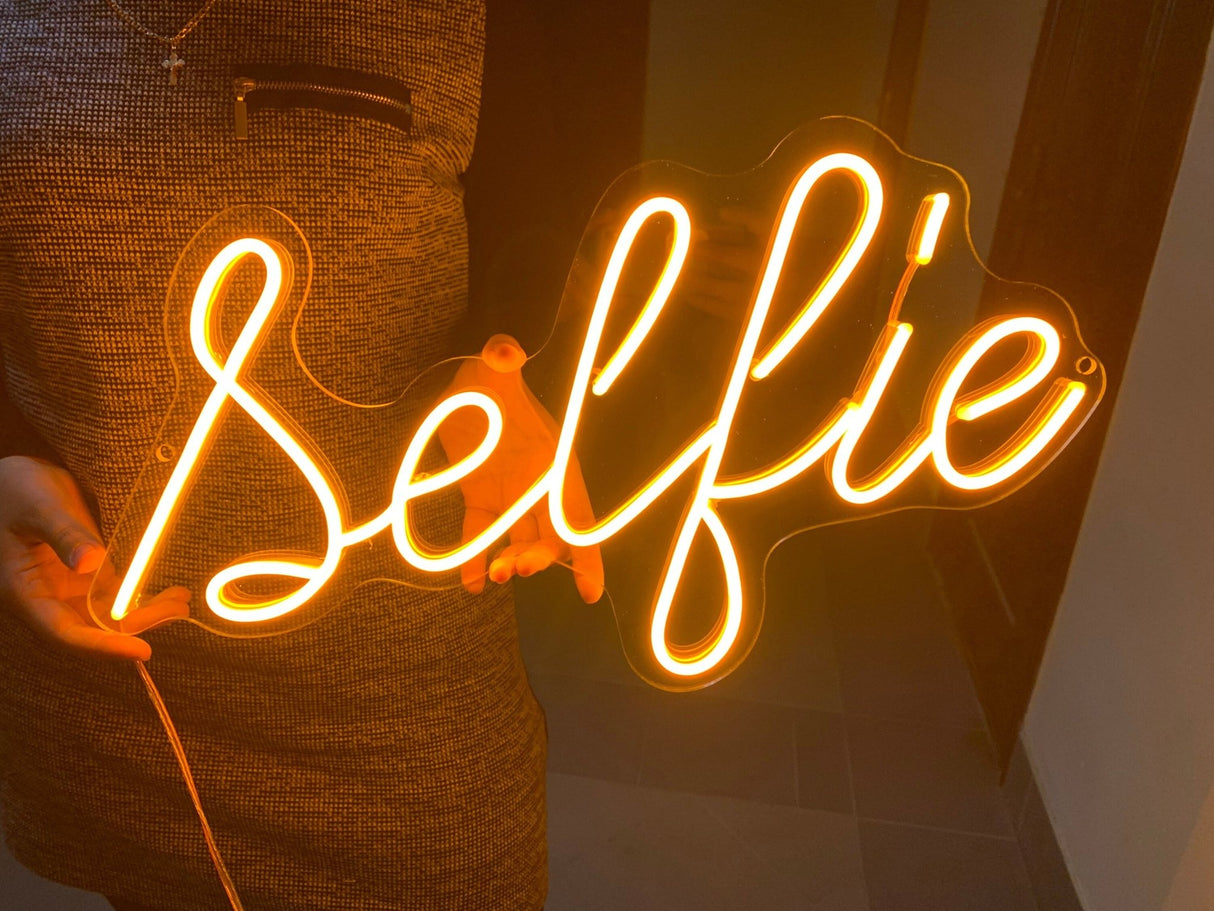 Selfie LED Neon Sign - CityNeon