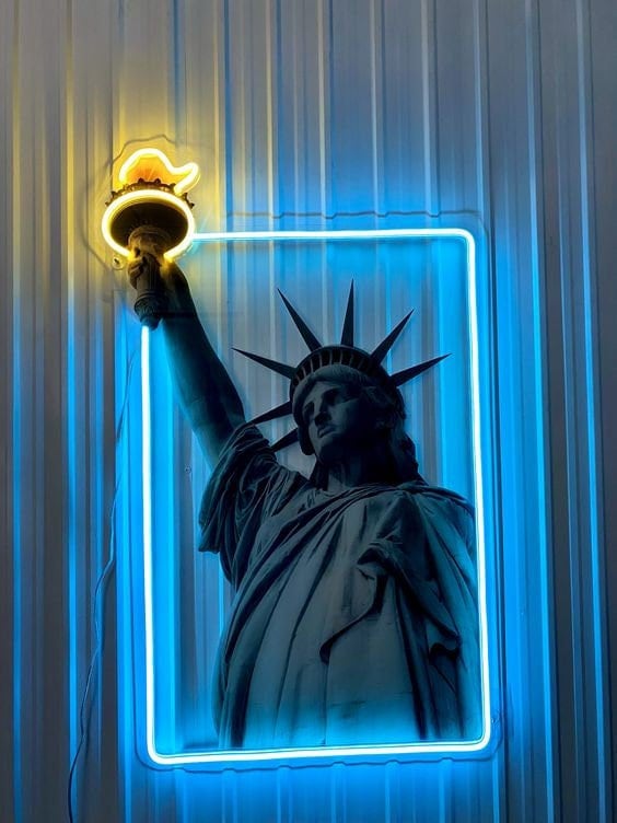 Statue of Liberty LED Neon Sign - CityNeon