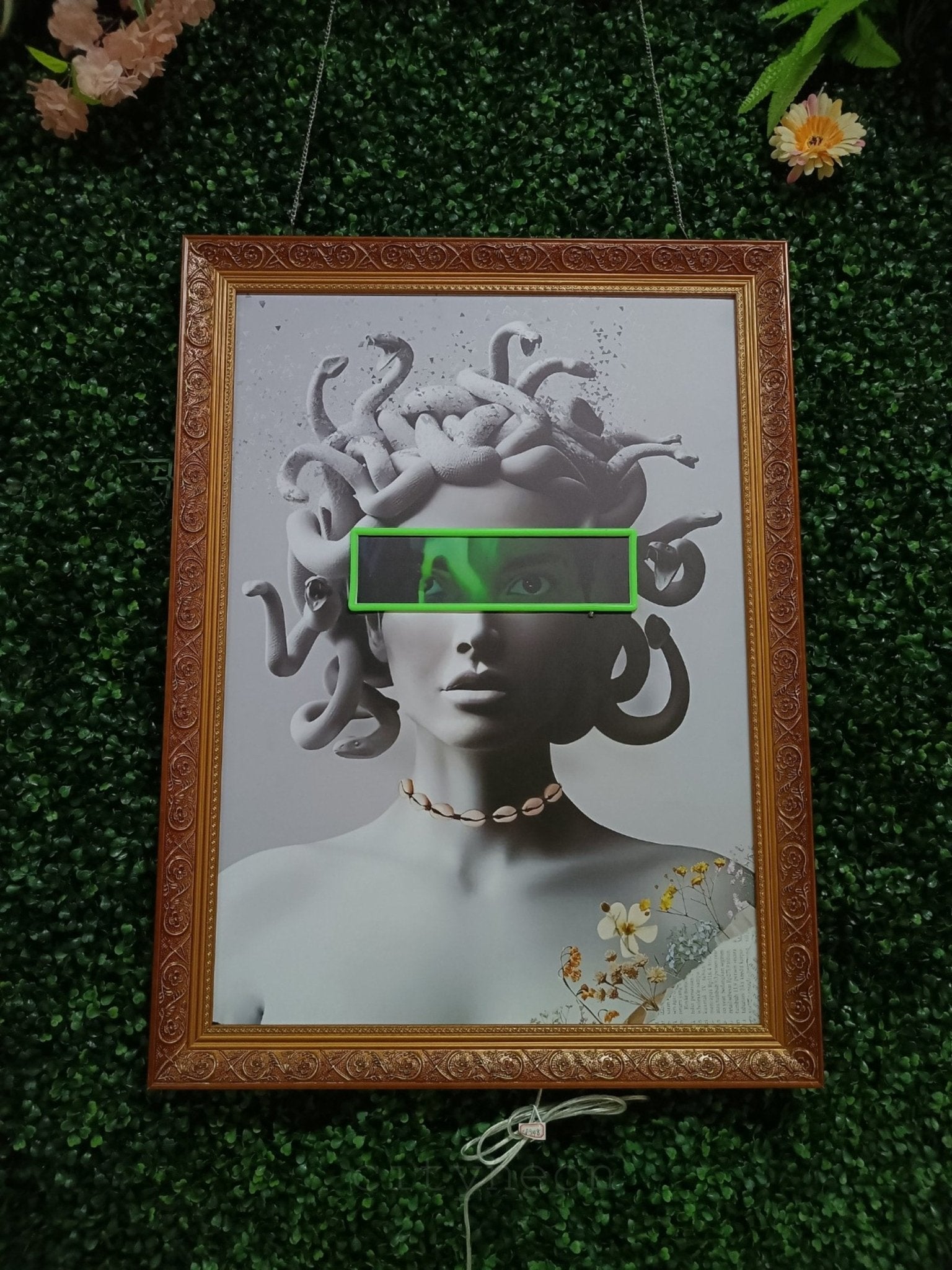 Unique Medusa Headpiece Neon Light | LED Neon Pop Art – Unique